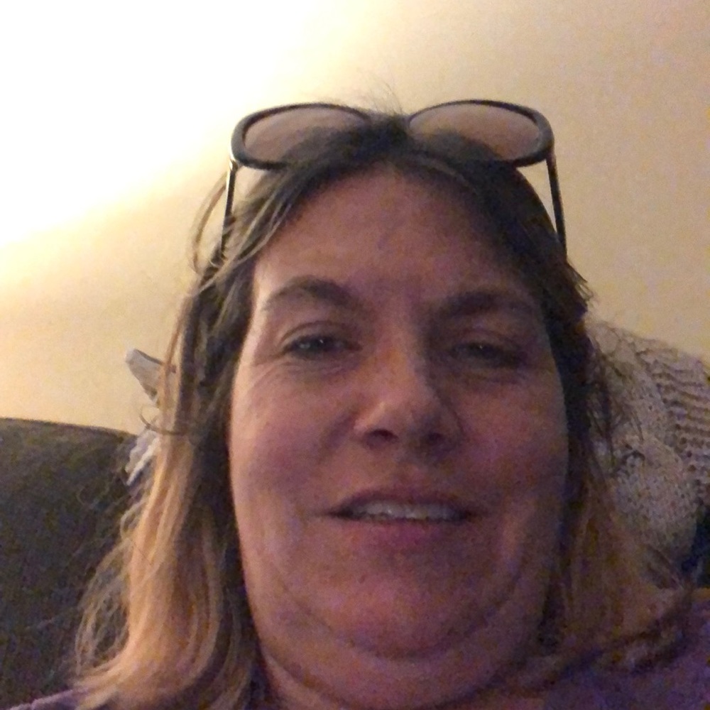 Meet your Posher, Leslie